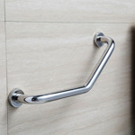 Imagen de AGARRADERA Curva Bronce Cromado Cen. a cen.: 40cm / 45cm L / Prof. 12.5cm