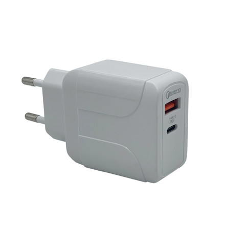 Imagen de CARGADOR USB y Tipo C Blanco 220V