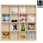 Imagen de PORTARRETRATOS Pared Múltiple Display Natural 43.5x43.5x3.8cm UMBRA