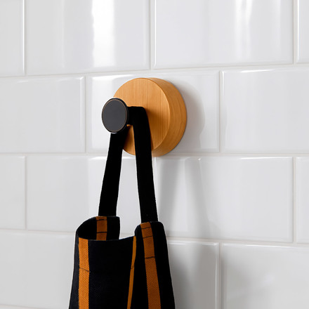 Imagen de PERCHA de Pared Adhesiva Redonda Mad/Negro