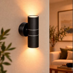 Imagen de APLIQUE 2 Luces GU10 Bidireccional IP44 Negro base 7.5cmx16h